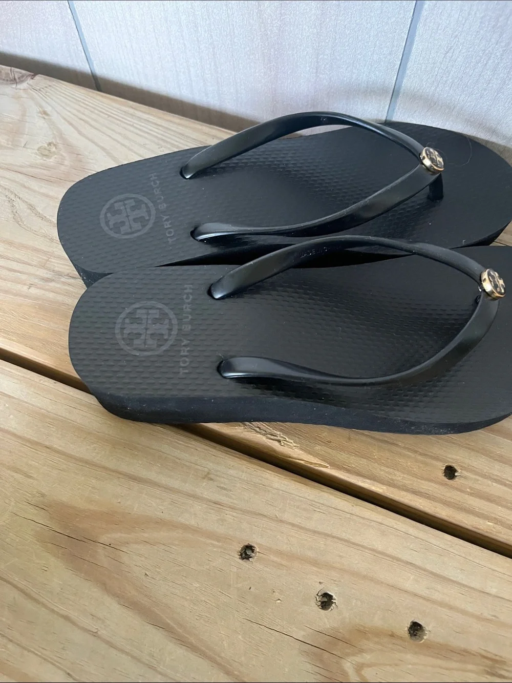 Tory Burch Black Flip Flop Sandals with Gold Logo - Picture 2 of 14